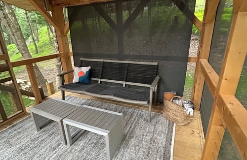 Pond Eddy Alquiler De RV | peRch'D experience elevated camping