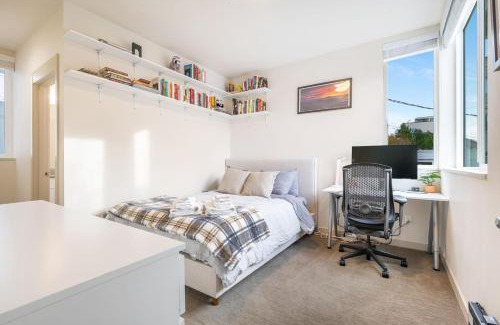 Fremont Casa | Perch - The Canal 9A