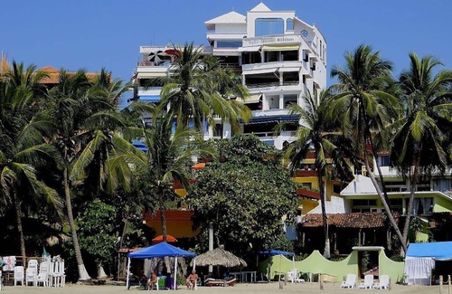 Playa la Madera Apartamento | Perched above Playa La Madera, breathtaking views, steps from "restaurant row"