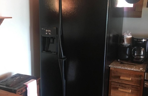 Trumansburg Casa | Encaramado en la playa privada en el lago Cayuga