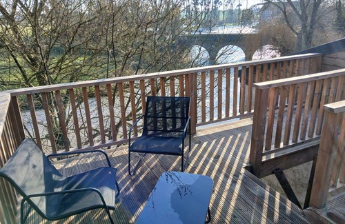 Nyoiseau Apartamento | Perched terraces on the Oudon river in Segré