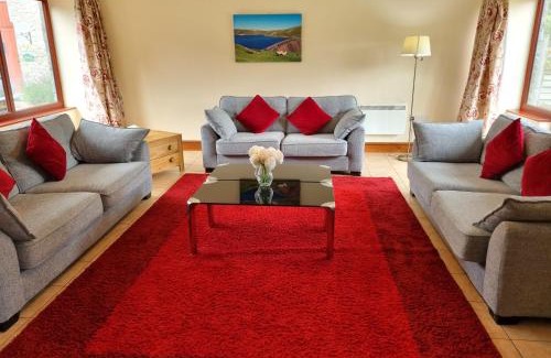 Llandovery Casa | Peregrine Stable Cottage