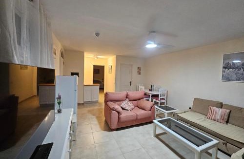 Los Gigantes Apartamento | Perfect Getaway in Los Gigantes, Shared Pool-WiFi