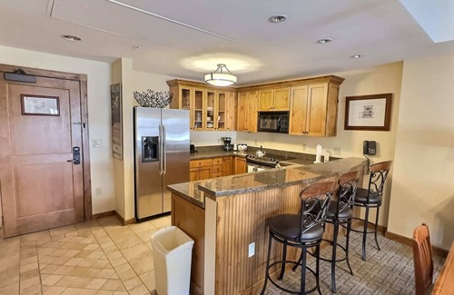 Crested Butte Condominio | Perfect 1 Bedroom, Spectacular view of Crested Butte Mountain, Amazing location