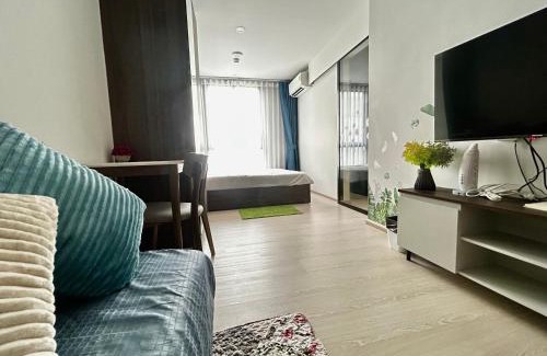 Rangsit Apartamento | Perfect 1BR at Khukot BTS Station by Orn