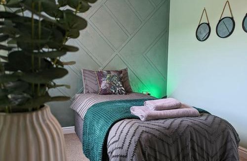 Pinchbeck Casa | Perfect, 2 bed, modern home