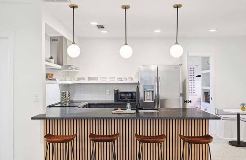 Oak Lawn Casa | Perfect 2 BR Uptown Dallas