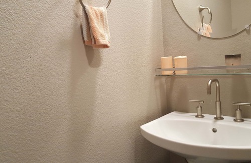 North San Jose Apartamento | Perfecto segundo piso BR en N. San José 聖 何 西 帶 家具 豪宅 2 樓 房間 出租