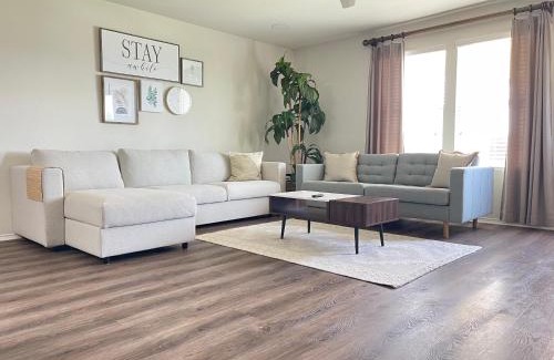 Little Elm Casa | Perfect 4Bd with King Bed Vacation Home