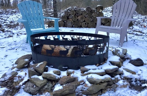 Benezette Cabina | Perfect Benezette Cabin. Nestled in the woods, yet close to attractions. .