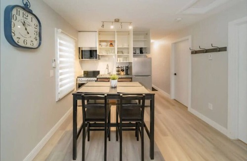 Niagara Falls Apartamento | Perfect Canadian Multi-Family or Group Getaway!