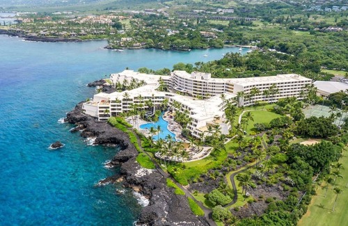 Keauhou Casa | Perfect Choice For Your Next Hawaiian Getaway! 2 Pools, Game Room, Watersports!