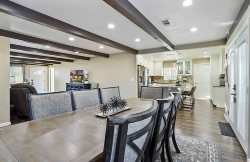 Stockton Casa | Perfect Choice -Home Away From Home -N Stkn-Weekly & Monthly Discounts Available
