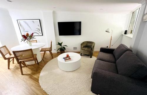 City Beach Casa | Perfect City Beach getaway