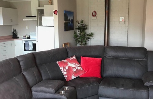 Invercargill Casa | Ciudad perfecta que vive a 700 metros del centro ya 50 metros del hermoso Queens Park.