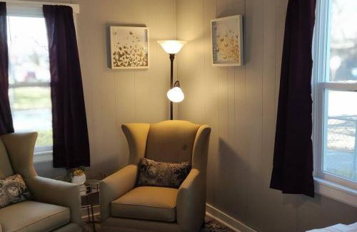Noblesville Casa | Perfect Combo of Charm & Comfort- 2Bedroom Home