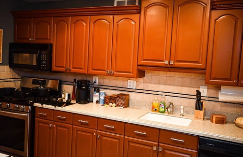 Downtown Atlanta Condominio | DTWN 2 Bed Condo with King Bed and Gym