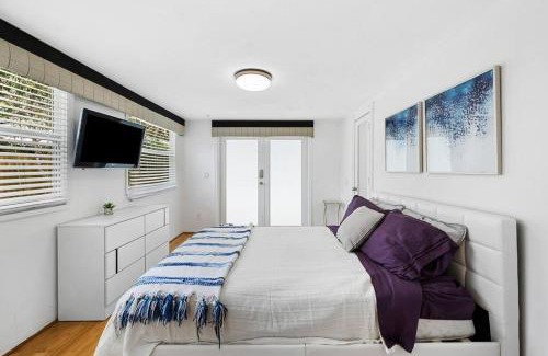 Croissant Park Casa | Perfect FLL Location with Putting Green