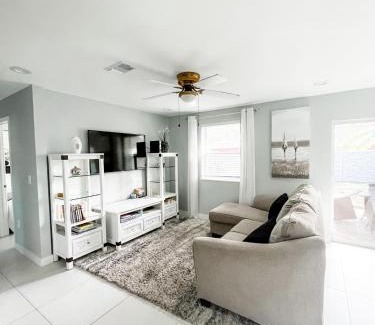 Venice Casa | Perfect Florida House Getaway !