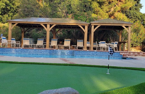 Lake Elsinore Casa | Perfecto para la escapada de grupos pequeños o 2 familias que desean permanecer bajo un mismo techo
