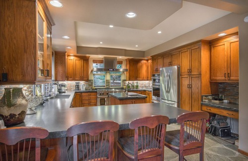 Tahoe Woods Casa | Perfecto para parejas / escapada de grupo. Esta gran casa de diversión de lujo no decepcionará
