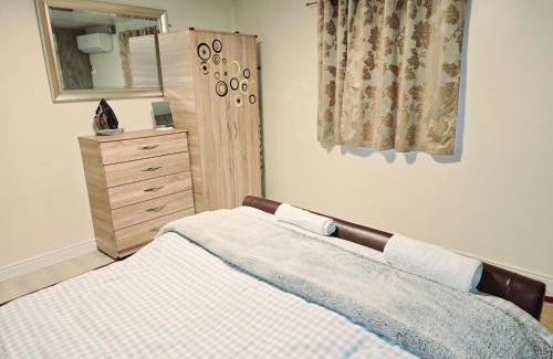 Seisdon Apartamento | Perfect for exploring Birmingham