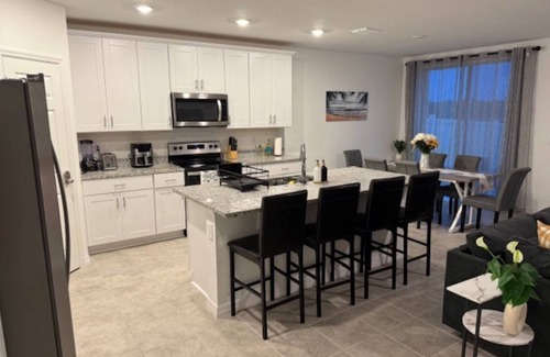 Haines City Casa | Perfect for Families! 4BR Home Close to Disney & LEGOLAND – Peaceful Location