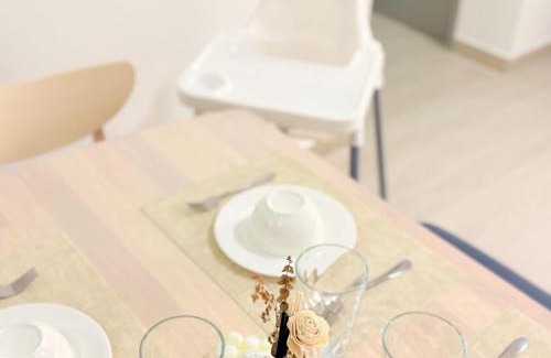 Taman Pertama Apartamento | Perfect for Families & Larger Groups, KL MRT- M Vertica