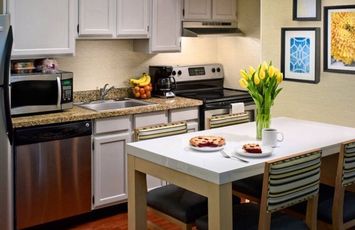 Somers Point Casa | Perfect for Groups! 2 Spacious Units w/ Kitchens, Free Breakfast, Outdoor Pool!