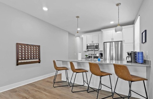 Livingston Park Casa | 293) Perfect for larger groups + Hot Tub!