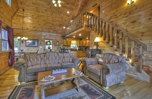 Blue Ridge Cabina | 🐦 ¡Perfecto para entusiastas al aire libre! 🌠 Senderismo, Rafting 🚣, Tirolesa y más!🚵
