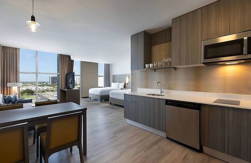 Xcumpich Casa | Perfect For The Whole Family! 2 Relaxing Units, Free Parking & Breakfast, Pool