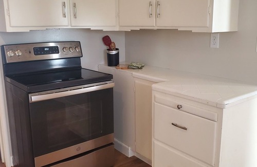Deer Park Casa | Perfect for traveling Dr.s and Nurses, near the St. Helena Hospital