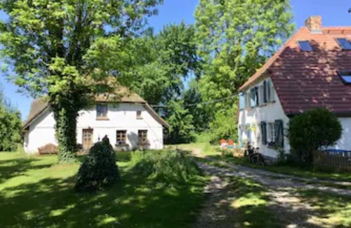 Lieschow Apartamento | Perfect for two! Small apartment in a green oasis, Halbecks-Hof
