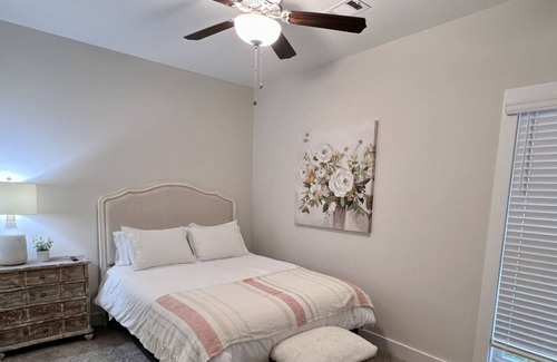 Opelika Casa | Perfect Game Day Home - 2 Bed/2 Bath
