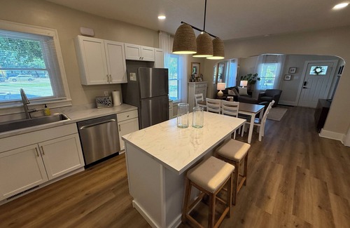 Northeast South Bend Casa | Perfect GameDay House just 1.8 miles from Notre Dame