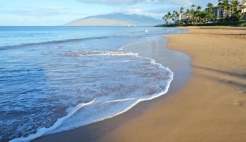 Kihei Apartamento | Perfect Getaway 2BD Condo, Steps to Beach & Shops