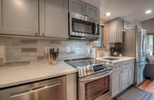 Breckenridge Casa | Perfect Getaway Cabin with Nearby Hike&Bike Trails