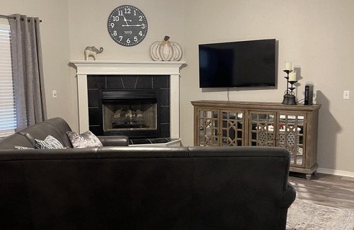 Farmington Casa | Perfect Getaway for Game Weekend!