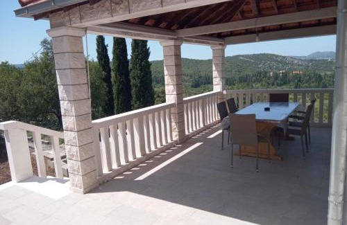 Zrnovo Casa | Perfect Getaway Near Korčula’s Scenic Sights and Beaches