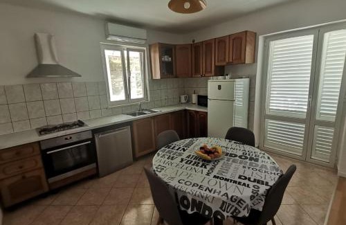 Zrnovo Casa | Perfect Getaway Near Korčula’s Scenic Sights and Beaches