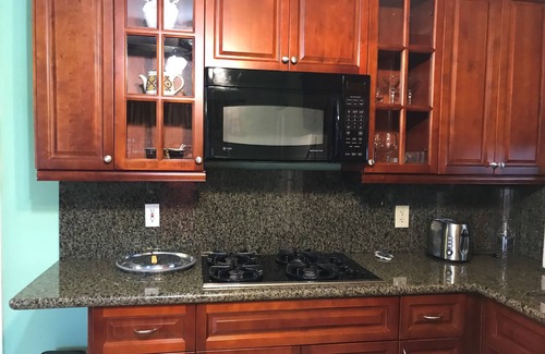 Westgate Casa | Perfect Guesthouse Near Everything!