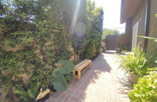 Downey Casa | Perfect Hideout!