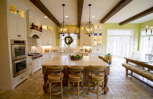 Lake Oconee Casa | Perfect Home in Reynolds, for Corporate Masters Golf Trips. Great mancave!