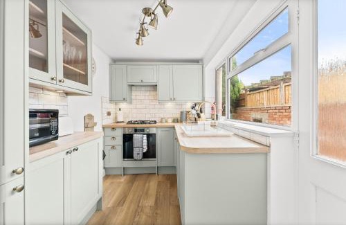 Evesham Casa | Perfect Home near Cotswolds - Sleeps 6