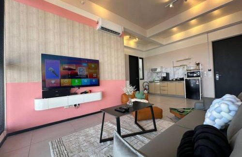 George Town Apartamento | Perfect KTV Set & Netflix 3 Queen Bed Seaview