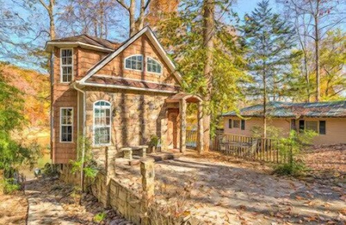 Rocky Top Casa | Casa perfecta cerca del lago!