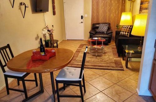 Tempe Apartamento | Perfect Location ASU Tempe 1 Bd 1Bath couples getaway!
