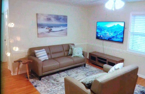 Rocky Point Villa | Perfect Location by the Intracoastal!- Rocky Point, Manatee Pocket, Port Salerno