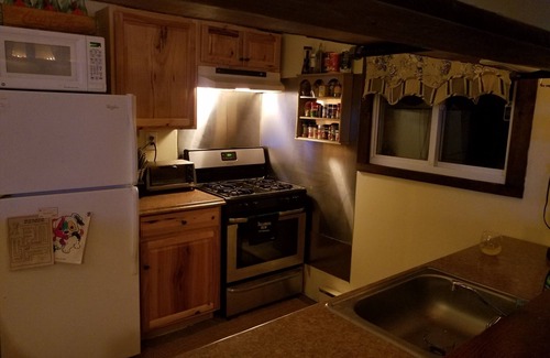 Intervale Chalet De Esquí | Ubicación perfecta, cerca de todos los servicios, pero lejos de las multitudes. Venga a disfrutar!